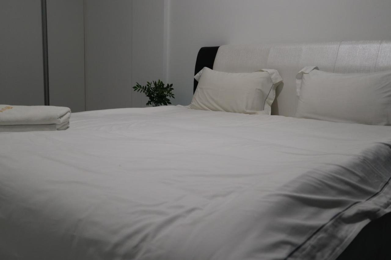 Zen66 @ Roxy Serviced Apartment Кучінг Екстер'єр фото